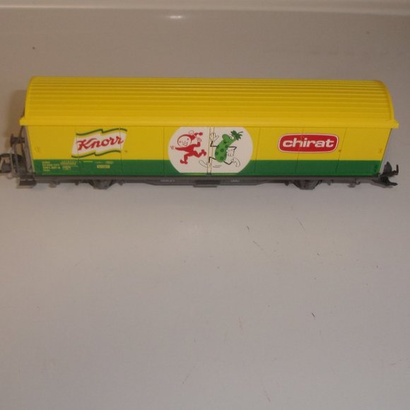 Roco HO train car Knorr reefer wagon - Picture 1 of 2